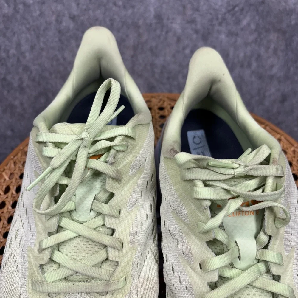Hoka‎ One Clifton 8 Men's 10.5D Running Shoe Sneaker Light Green Butterfly
